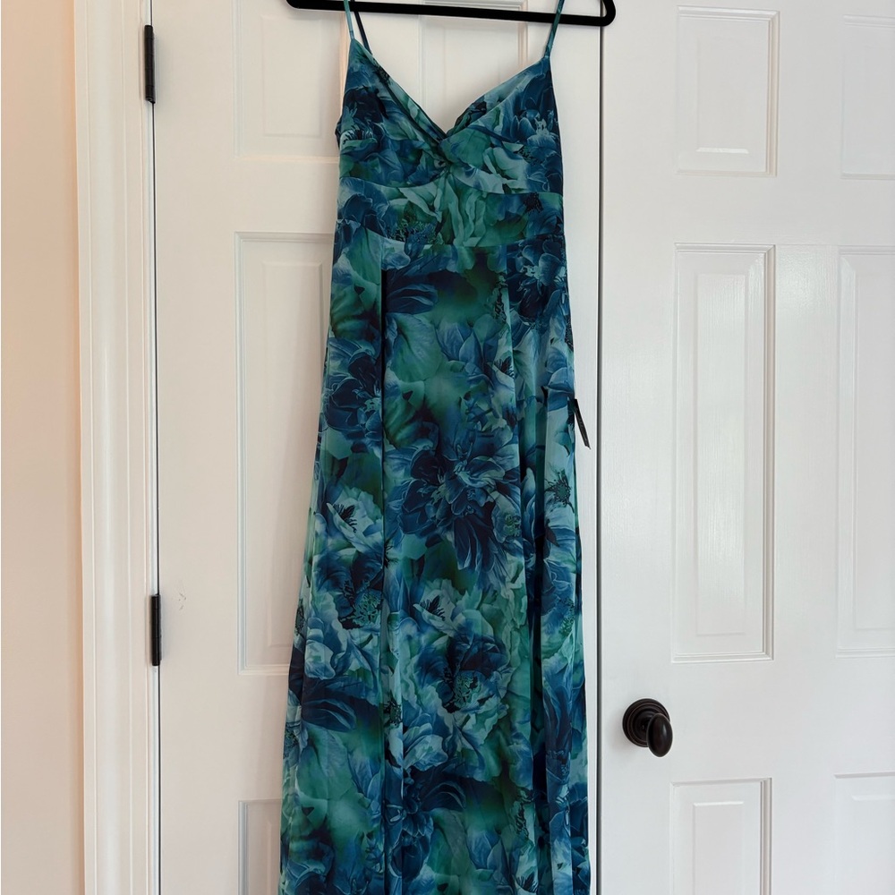 Lulu’s Floral Blue Maxi Dress